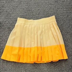 Athleta Kids Pleated Skirt in Cream and Yellow